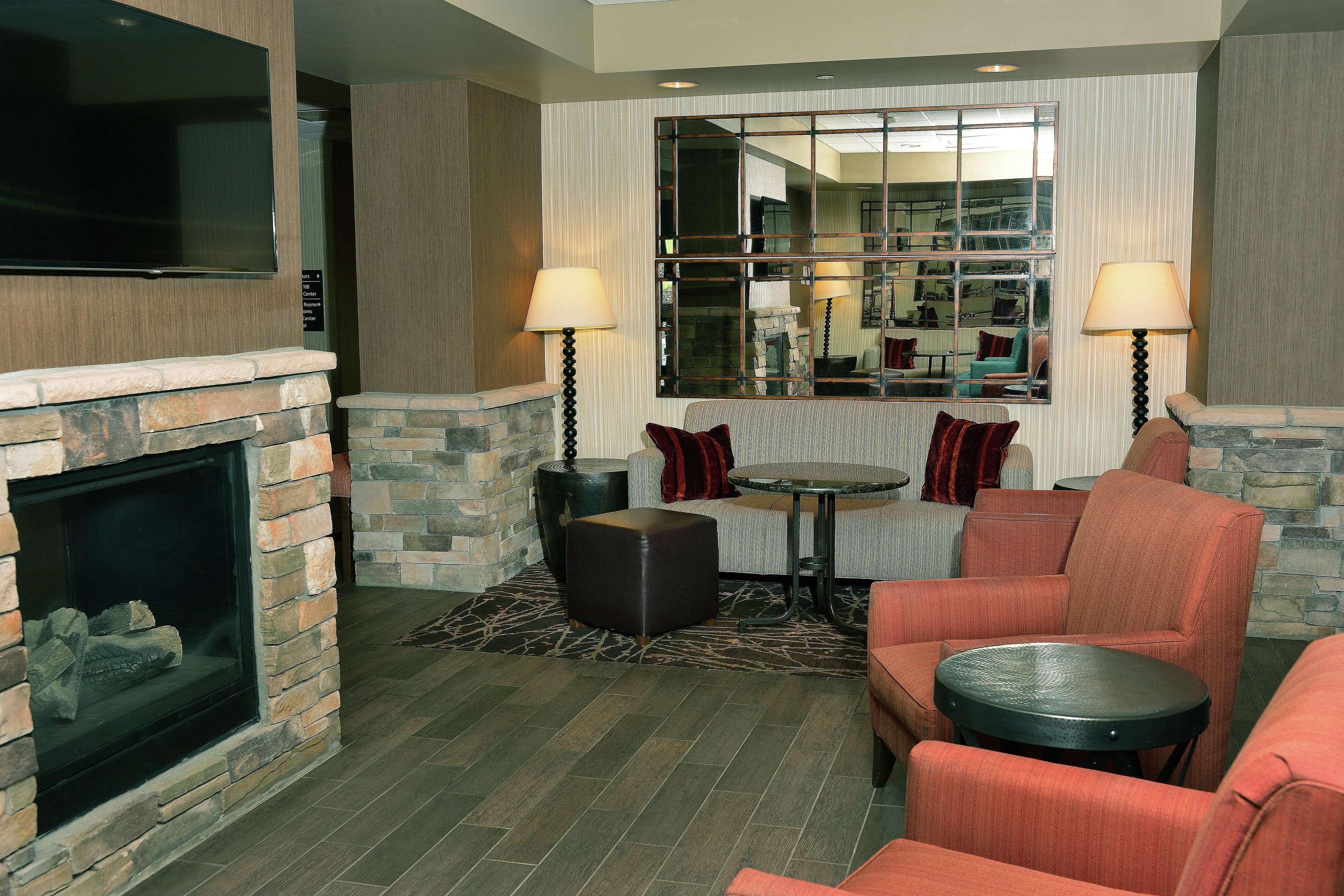 Hampton Inn Springfield-Southeast, Mo Экстерьер фото